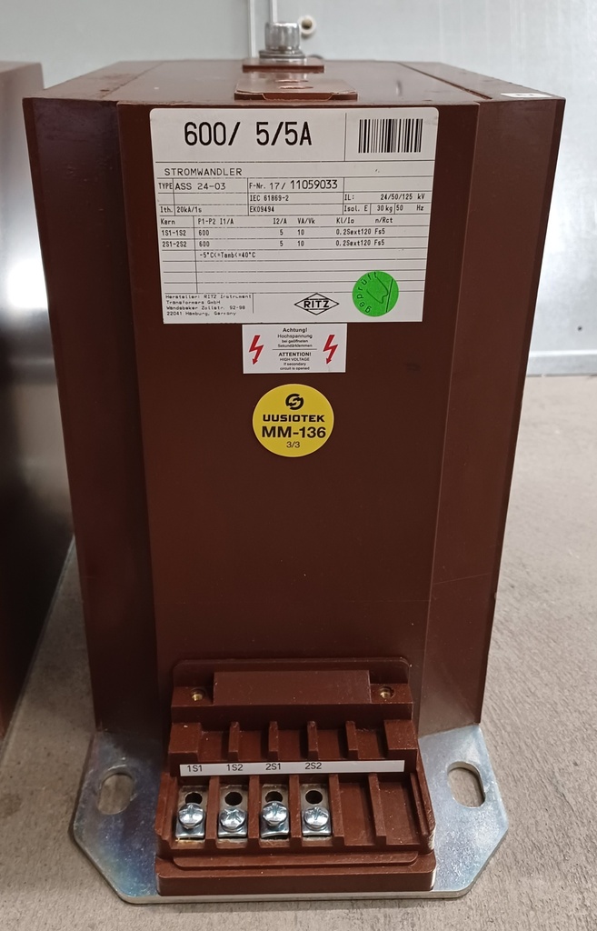 Virtamuuntaja Stromwandler ASS 24-03 600/5/5A 0.2S