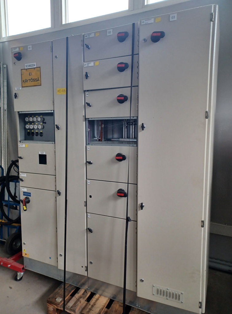 400A 500V Icw 17,2kA Oulun Kojeistotarvike Oy low voltage center