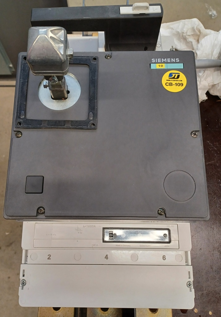 1600A circut breaker Siemens